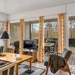 Hébergement de vacances Lonneke - 800m From The Sea By Interhome *