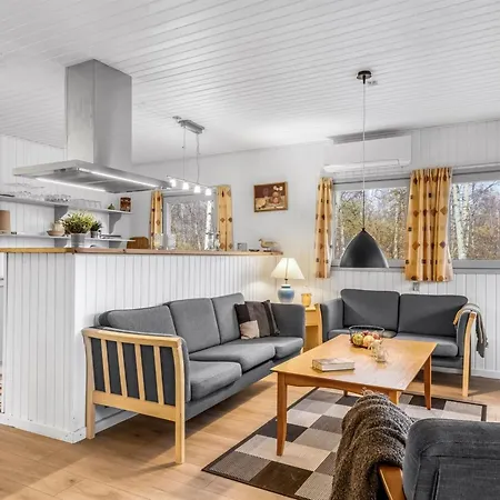 Lonneke - 800m From The Sea By Interhome Holiday home *